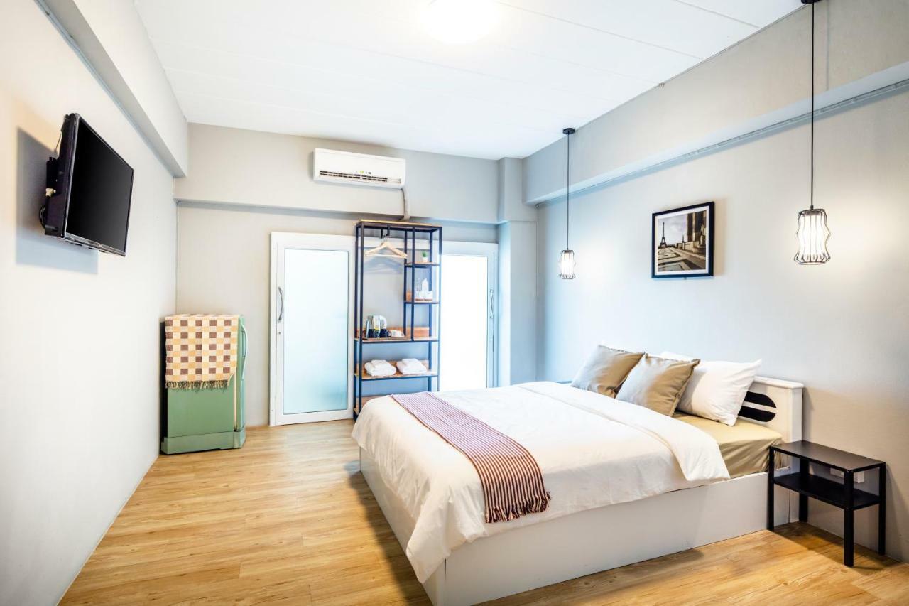 Penyos Service Apartment Бангкок Экстерьер фото